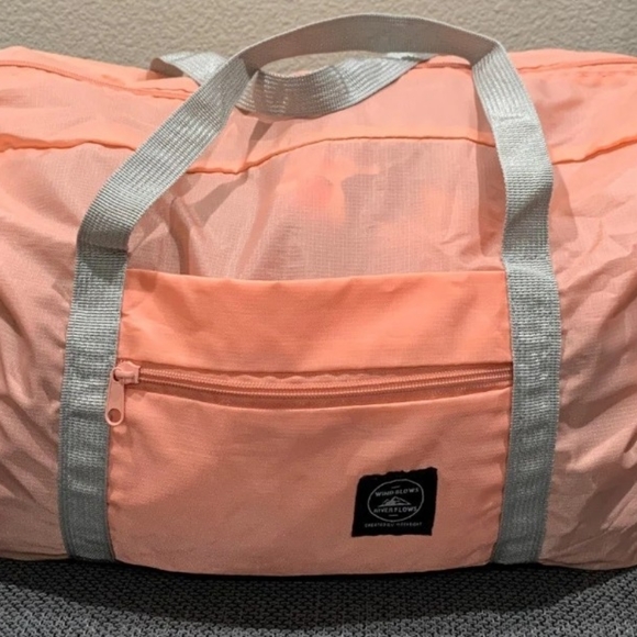 Portable Multi-Function Foldable Travel Bag - Picture 5 of 6